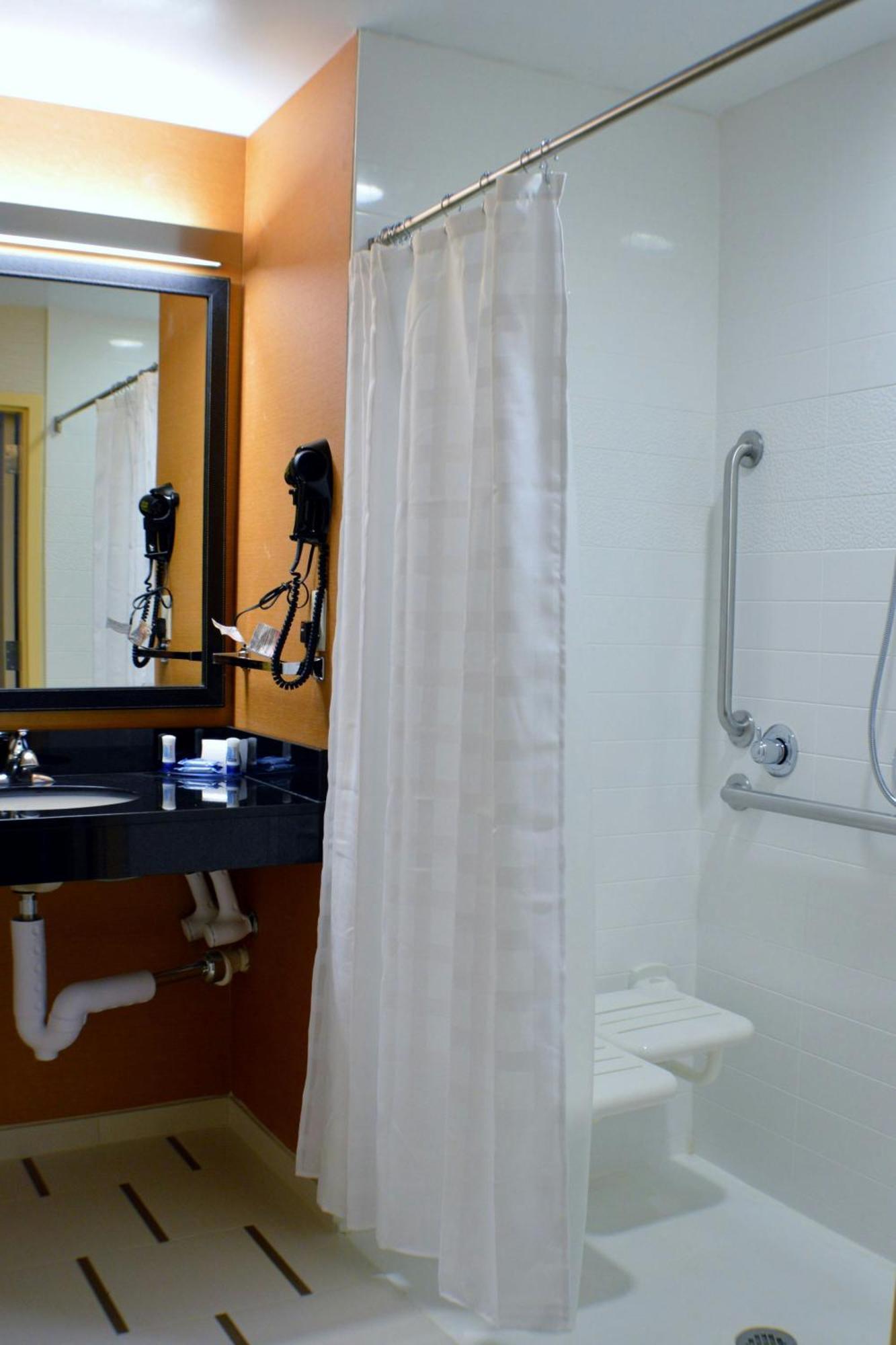 Fairfield Inn & Suites By Marriott Stafford Quantico Exterior foto